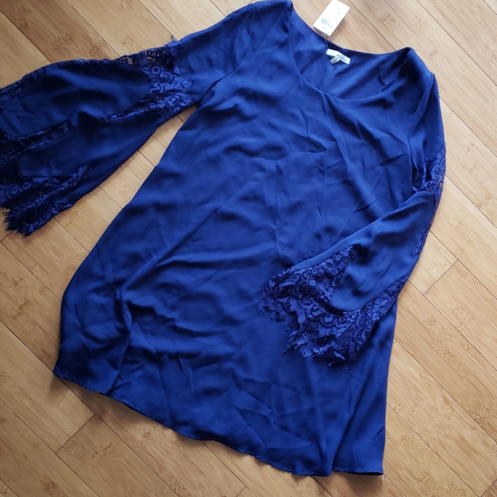 New Navy, lace Charlotte Ruse Dress Bell sleeve